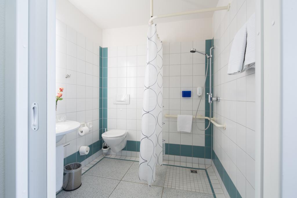 Business & Art Hotel Markgraf Эммендинген Номер фото